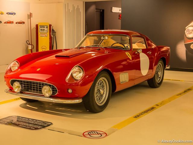 Теперь вы можете посетить музей Ferrari бесплатно